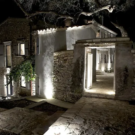 Torri E Merli Boutique 5*