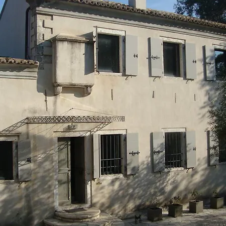 Torri E Merli Boutique