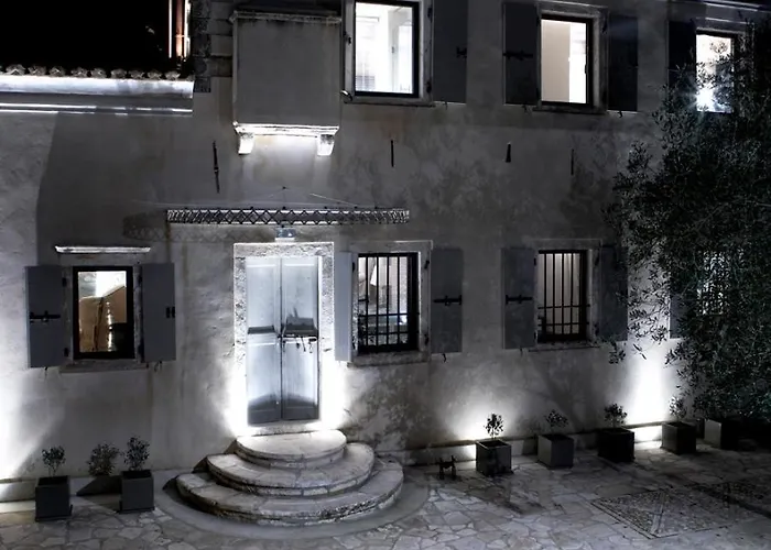 Torri E Merli Boutique 락카