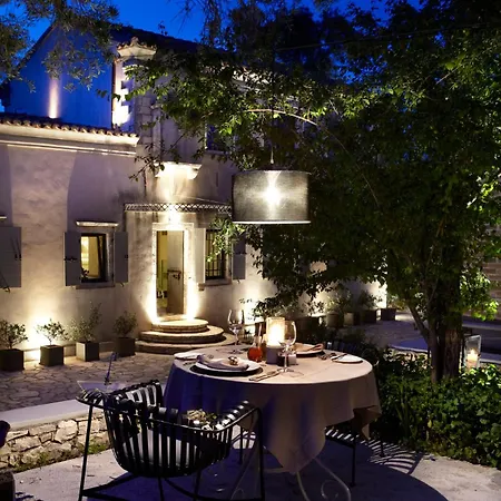 Hotel Torri E Merli Boutique 5*