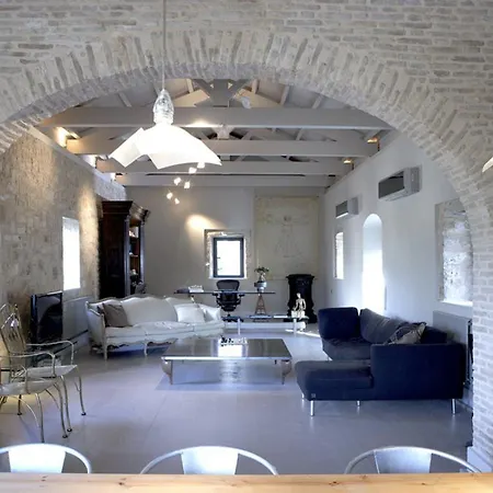 Torri E Merli Hotel By Ghh Lákka